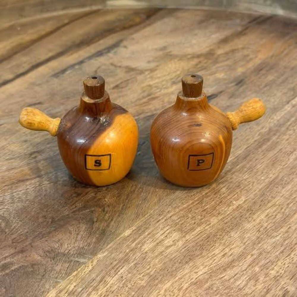 Vintage Wooden Arkansas Souvenir Salt and Pepper Shakers